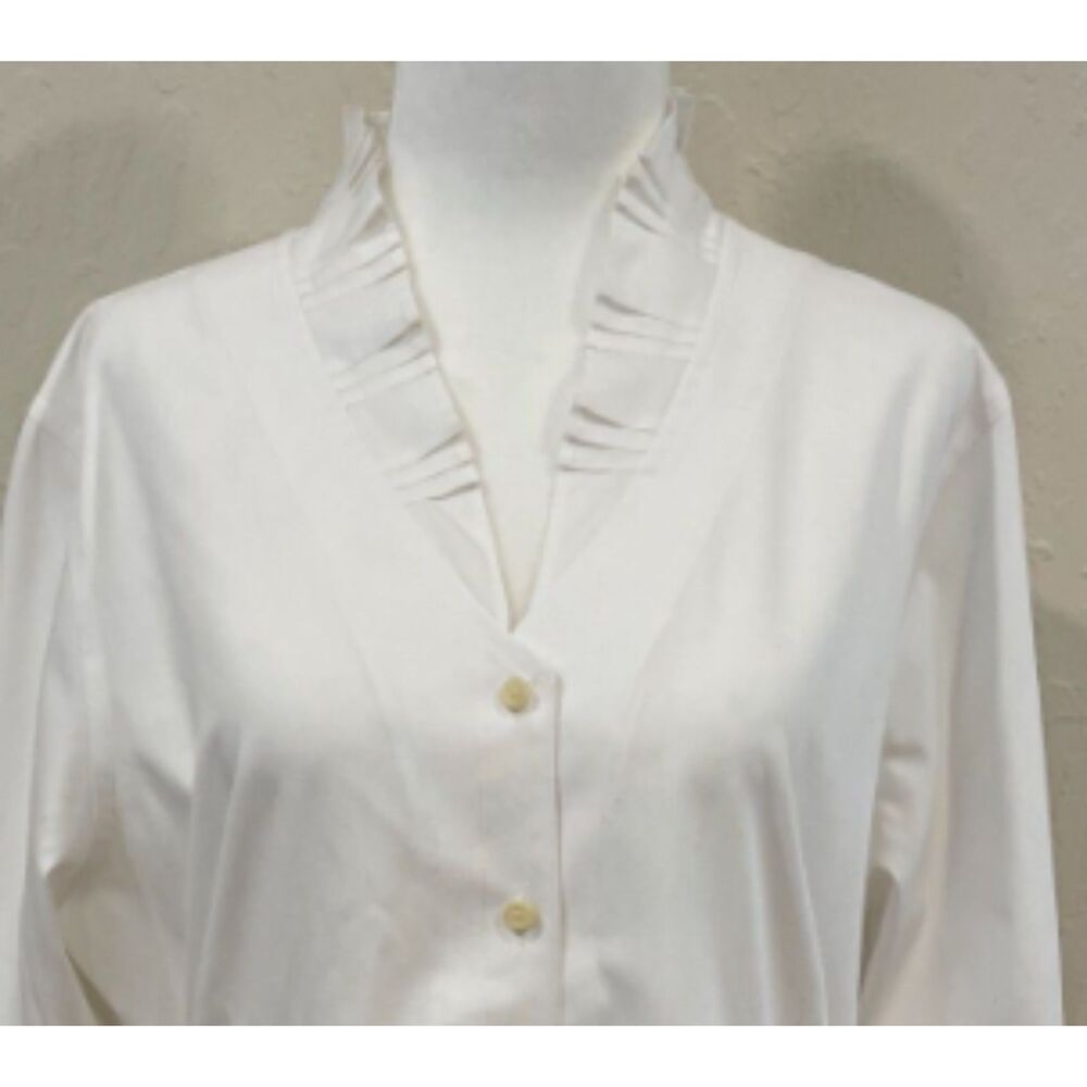 ~ Coldwater Creek L 14 Blouse White No Iron Lg Shirt Button Pleated V-neck Tunic